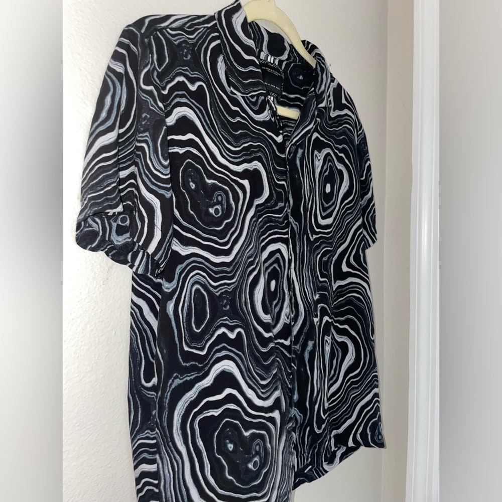 Men’s Pattern Button Down Shirt - image 2